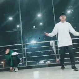 重生舞蹈视频,跟随视频领略舞蹈的魅力与力量